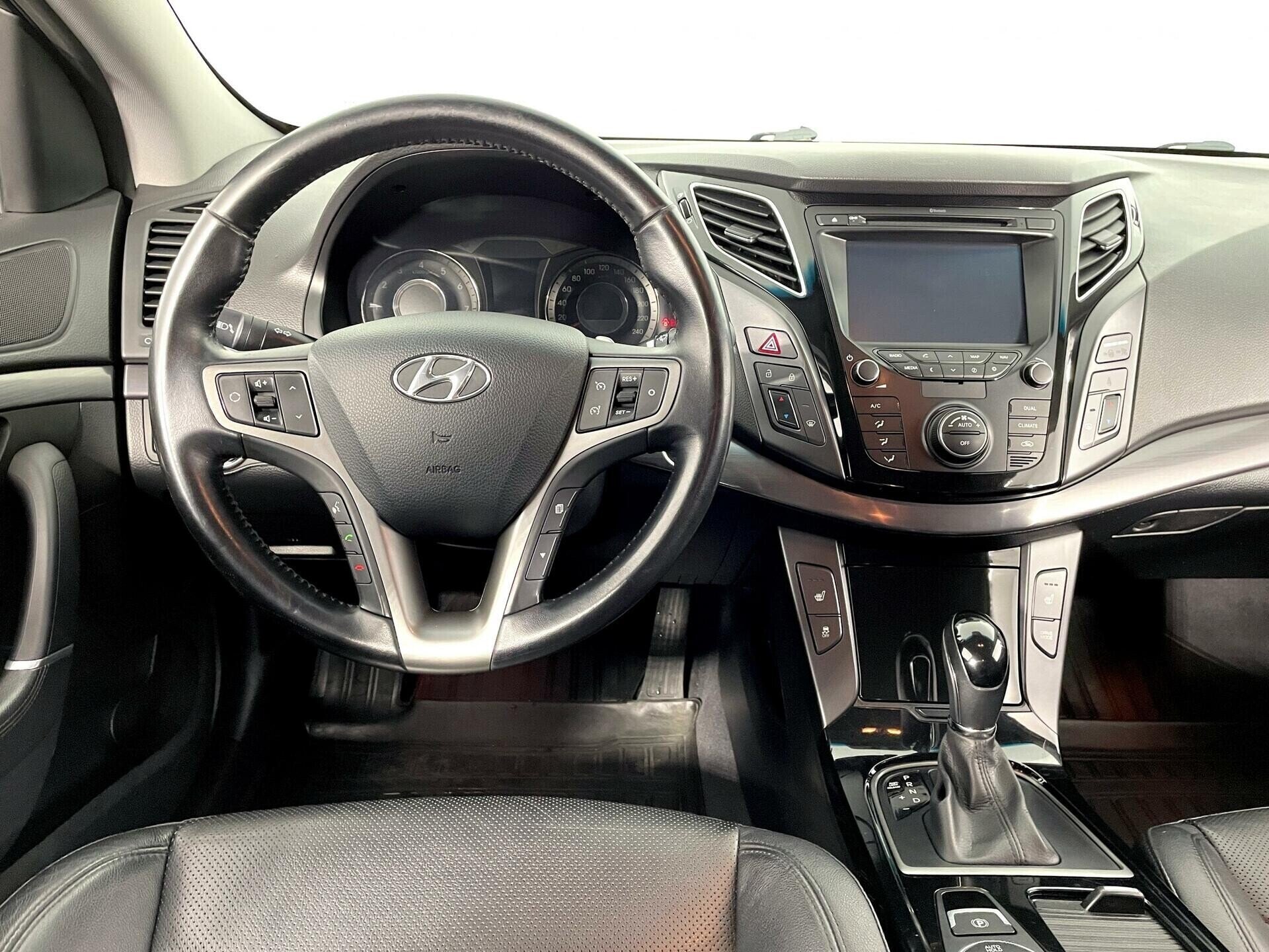 Hyundai i40, 2.0 л, АТ, 2016 фото 6