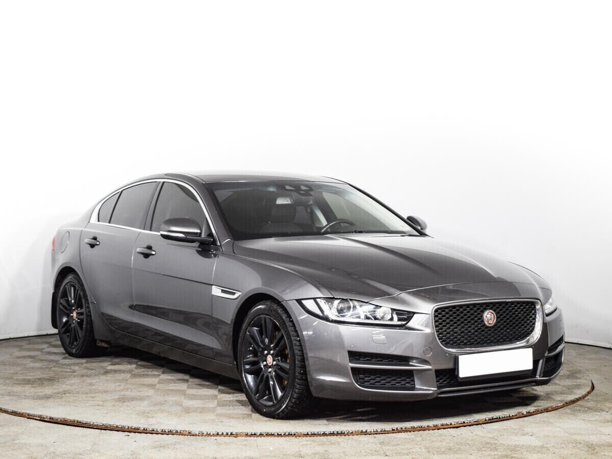 Jaguar XE, 2.0 л, АТ, 2015 фото 5