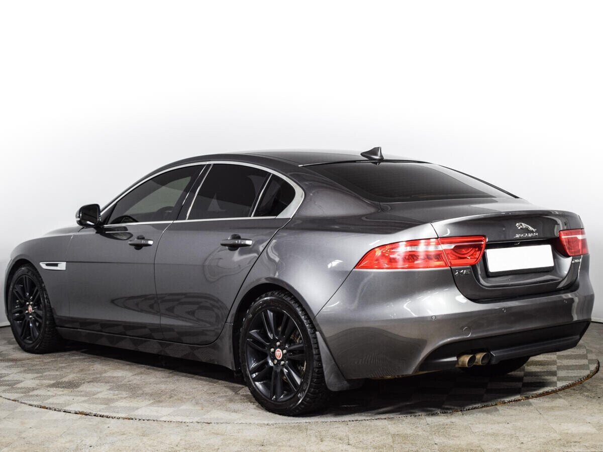 Jaguar XE, 2.0 л, АТ, 2015 фото 6
