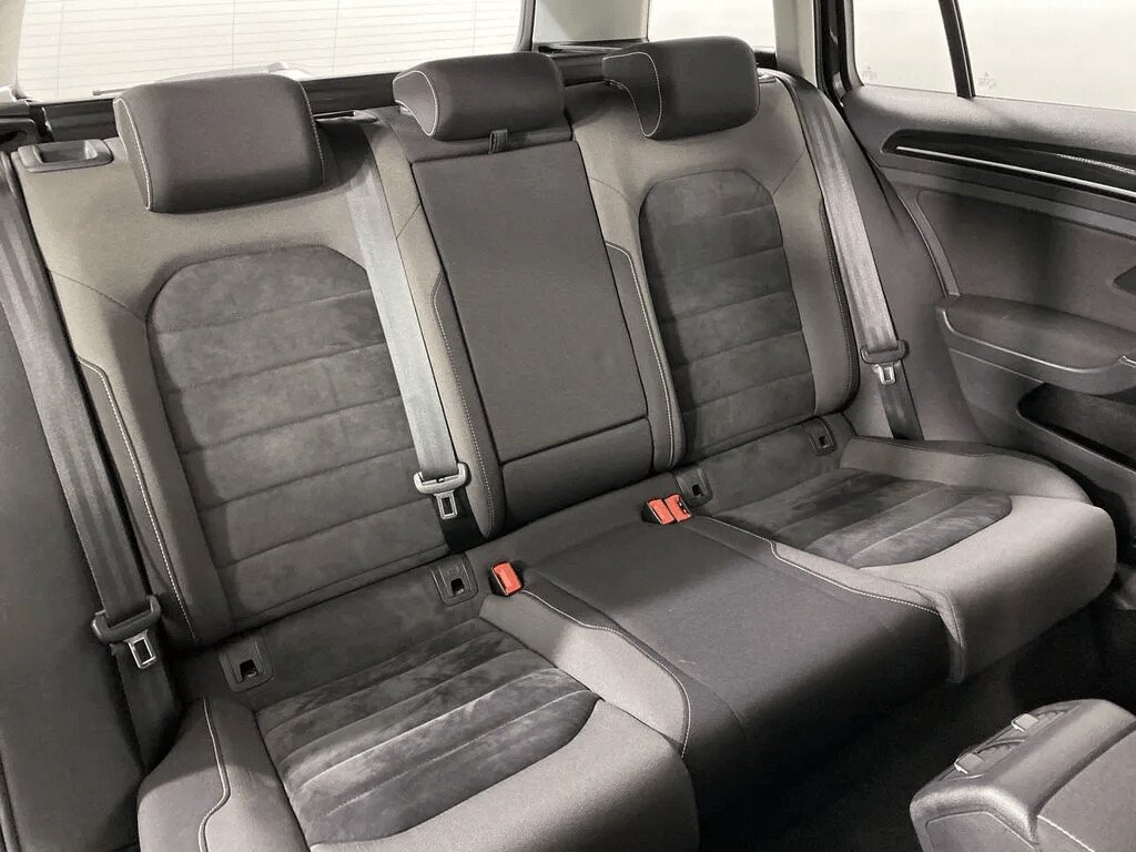 Volkswagen Golf, 1.6 л, АТ, 2016 фото 1