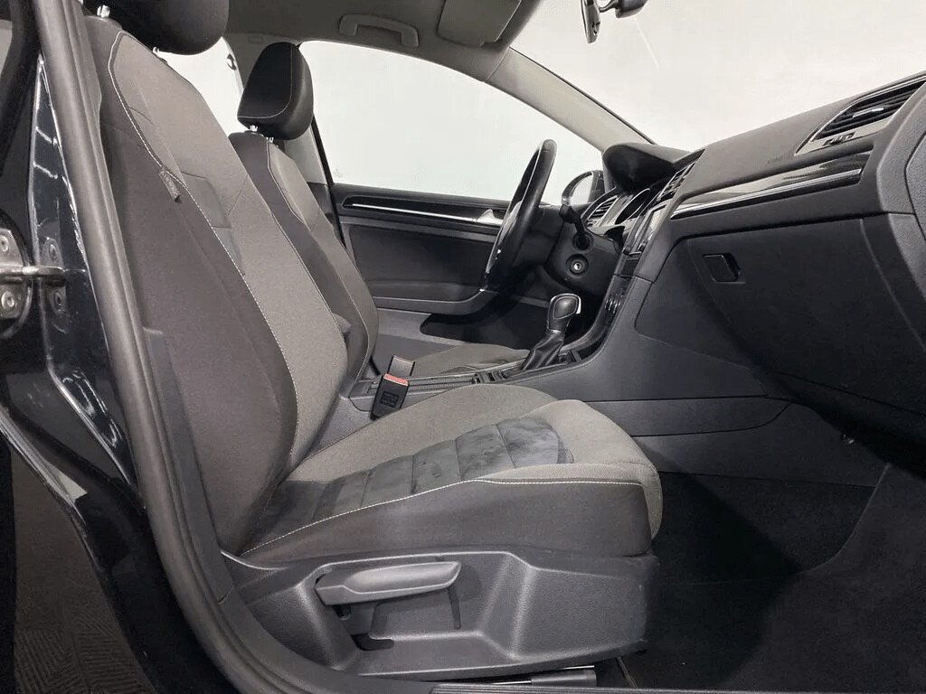 Volkswagen Golf, 1.6 л, АТ, 2016 фото 7