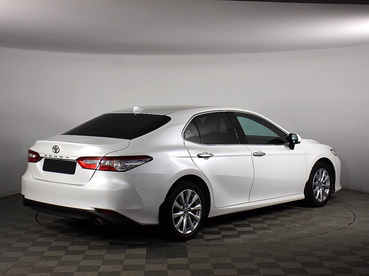 Toyota Camry, 2.5 л, АТ, 2018 фото 4