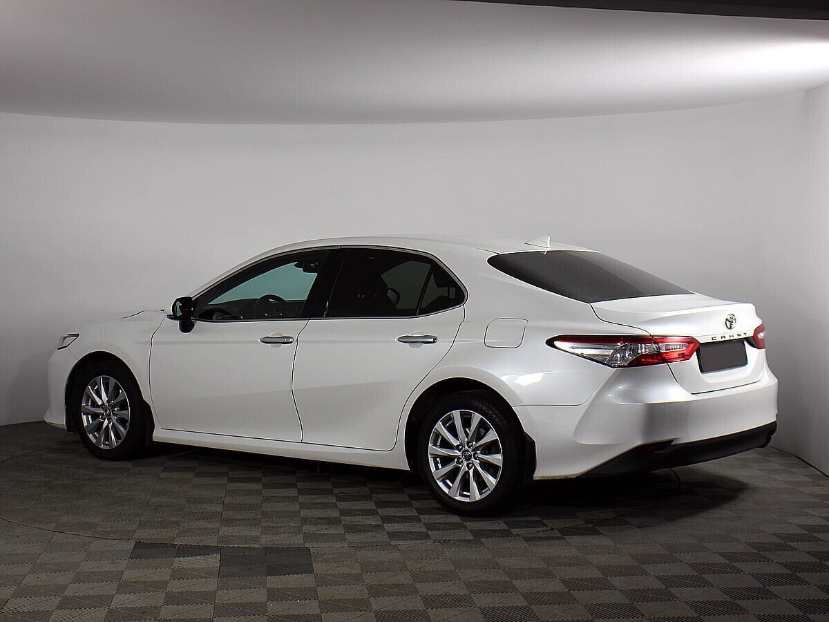 Toyota Camry, 2.5 л, АТ, 2018 фото 6
