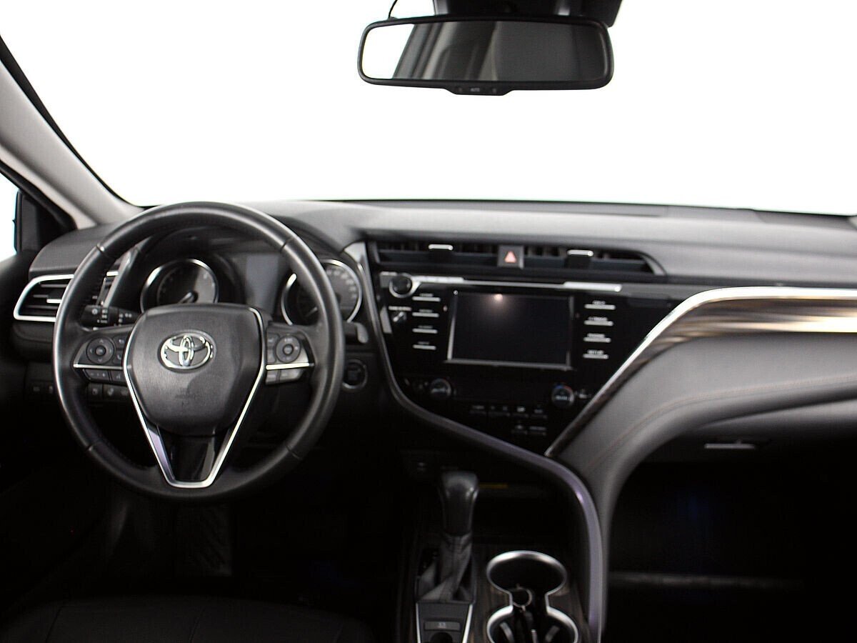 Toyota Camry, 2.5 л, АТ, 2018 фото 8