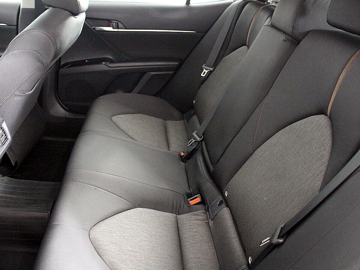 Toyota Camry, 2.5 л, АТ, 2019 фото 1