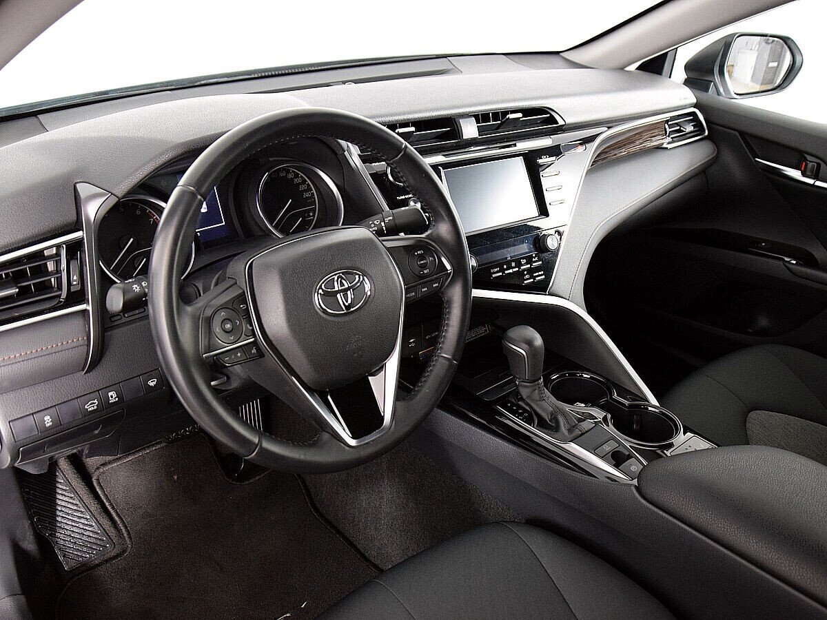 Toyota Camry, 2.5 л, Вариатор, 2020 фото 7