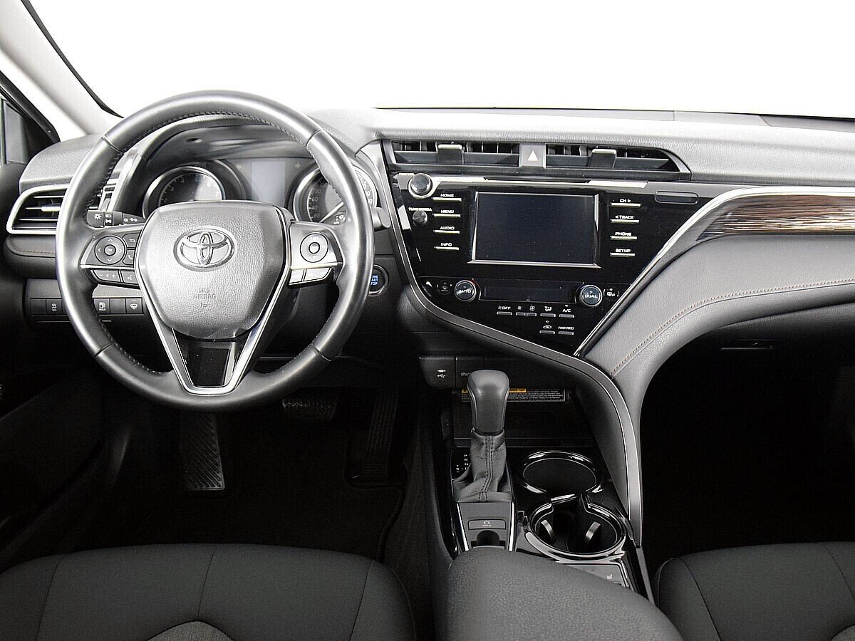 Toyota Camry, 2.5 л, Вариатор, 2020 фото 8