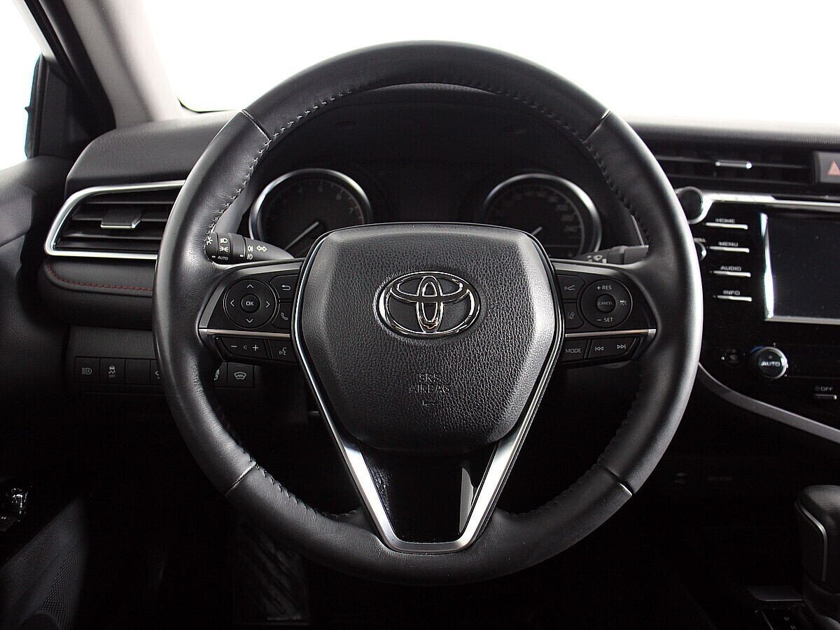 Toyota Camry, 2.5 л, Вариатор, 2020 фото 7