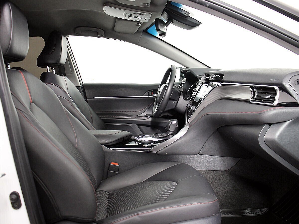 Toyota Camry, 2.5 л, Вариатор, 2020 фото 1