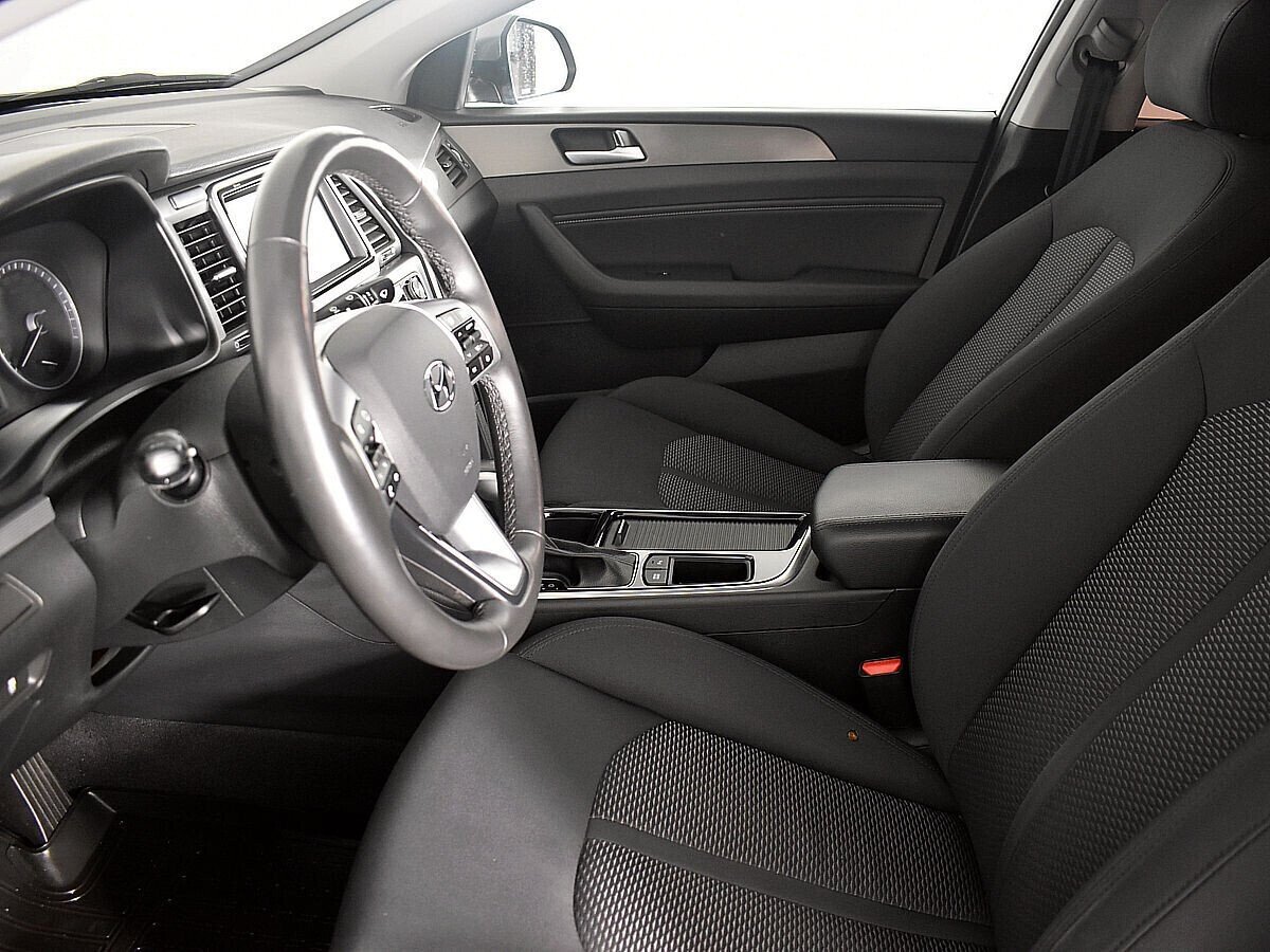 Hyundai Sonata, 2.0 л, АТ, 2018 фото 7