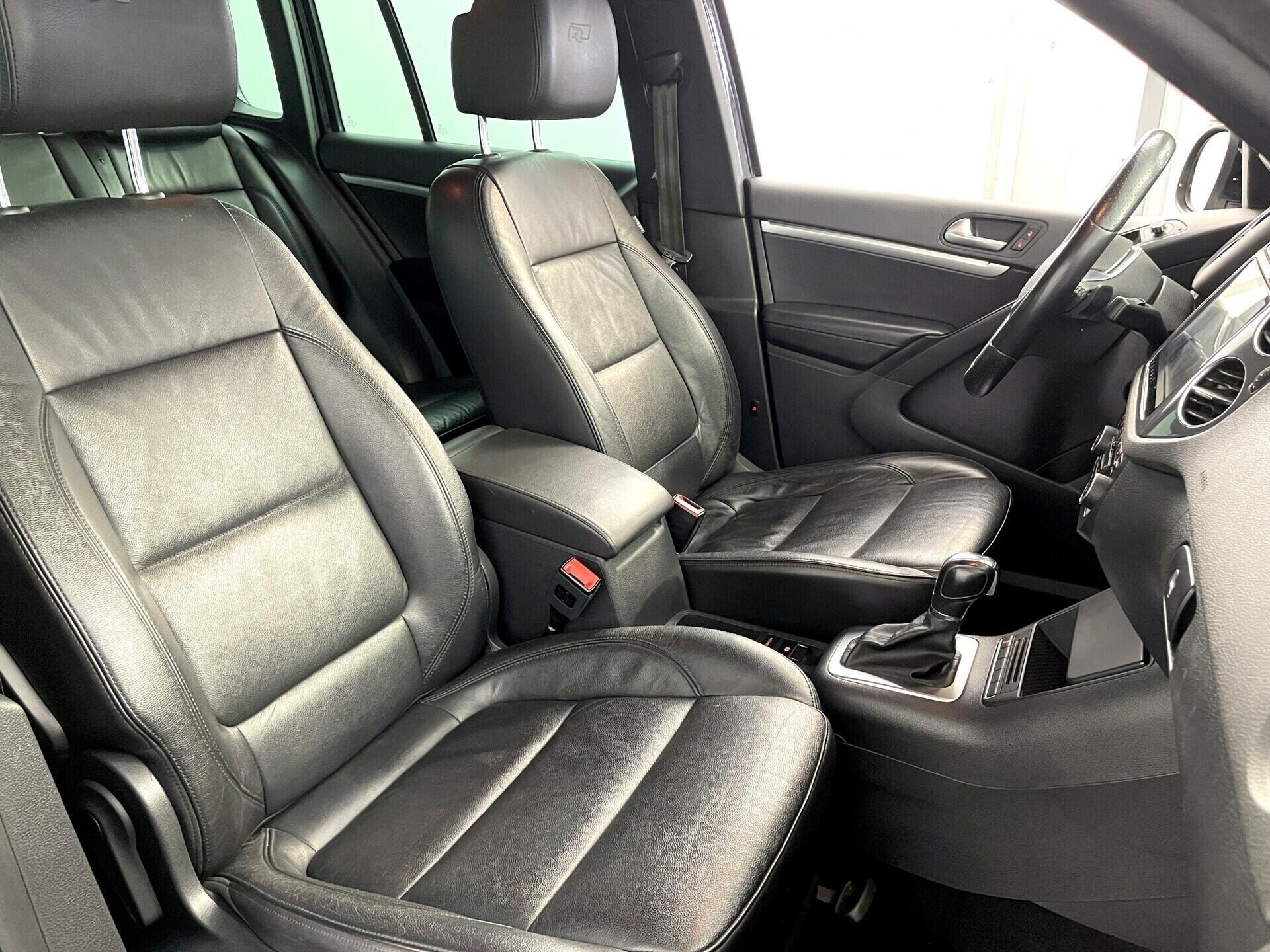 Volkswagen Tiguan, 2.0 л, АТ, 2013 фото 2