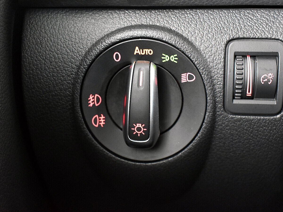 Volkswagen Tiguan, 2.0 л, АТ, 2014 фото 6