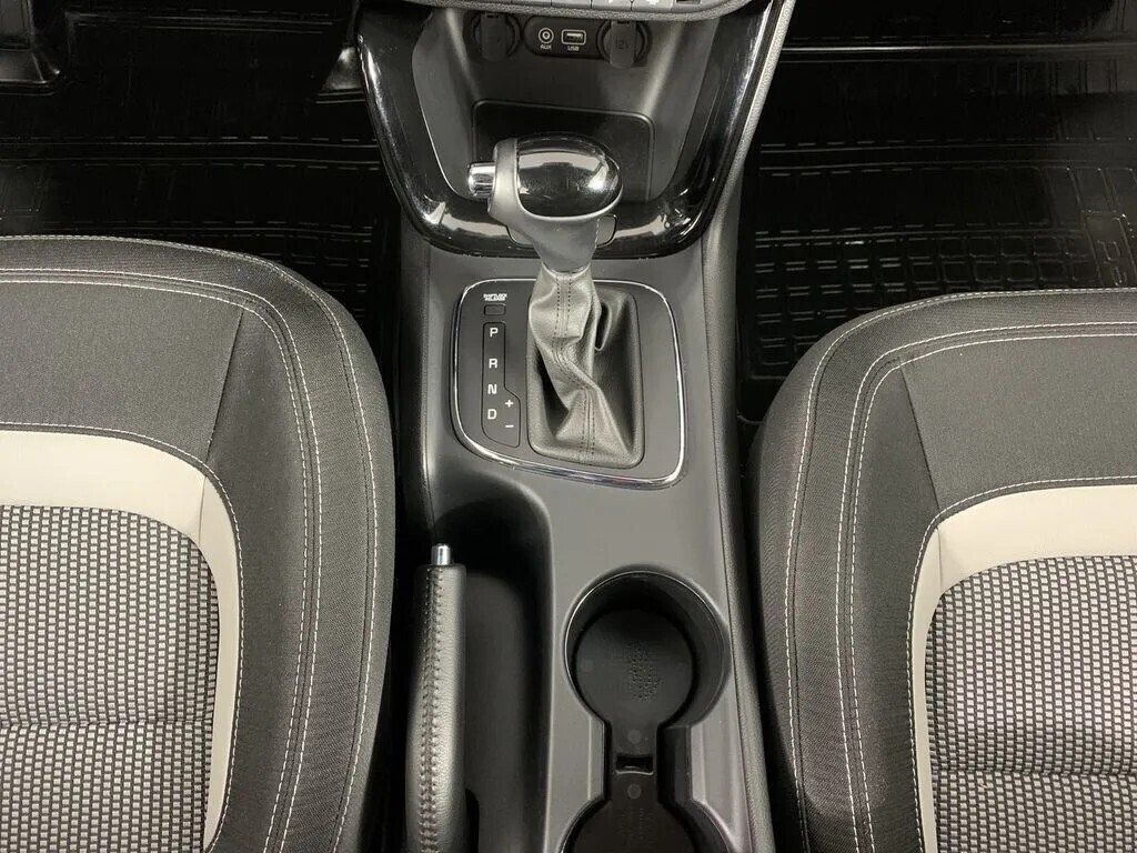 Kia Ceed, 1.6 л, АТ, 2018 фото 9
