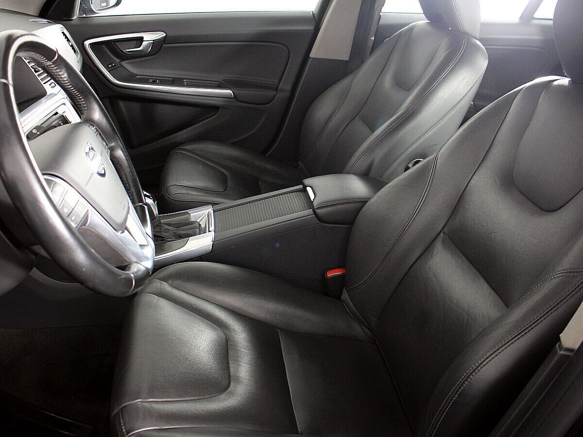 Volvo S60, 2.0 л, АТ, 2014 фото 2