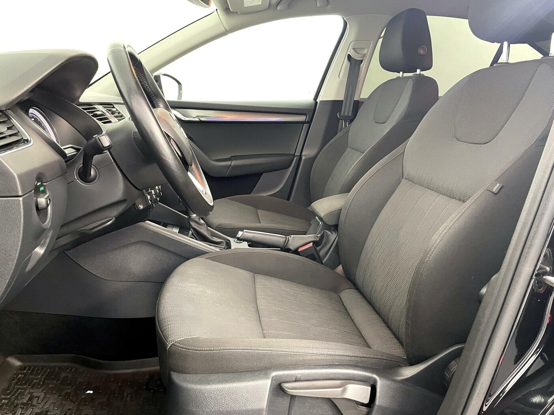 Skoda Octavia, 1.8 л, Робот, 2018 фото 5