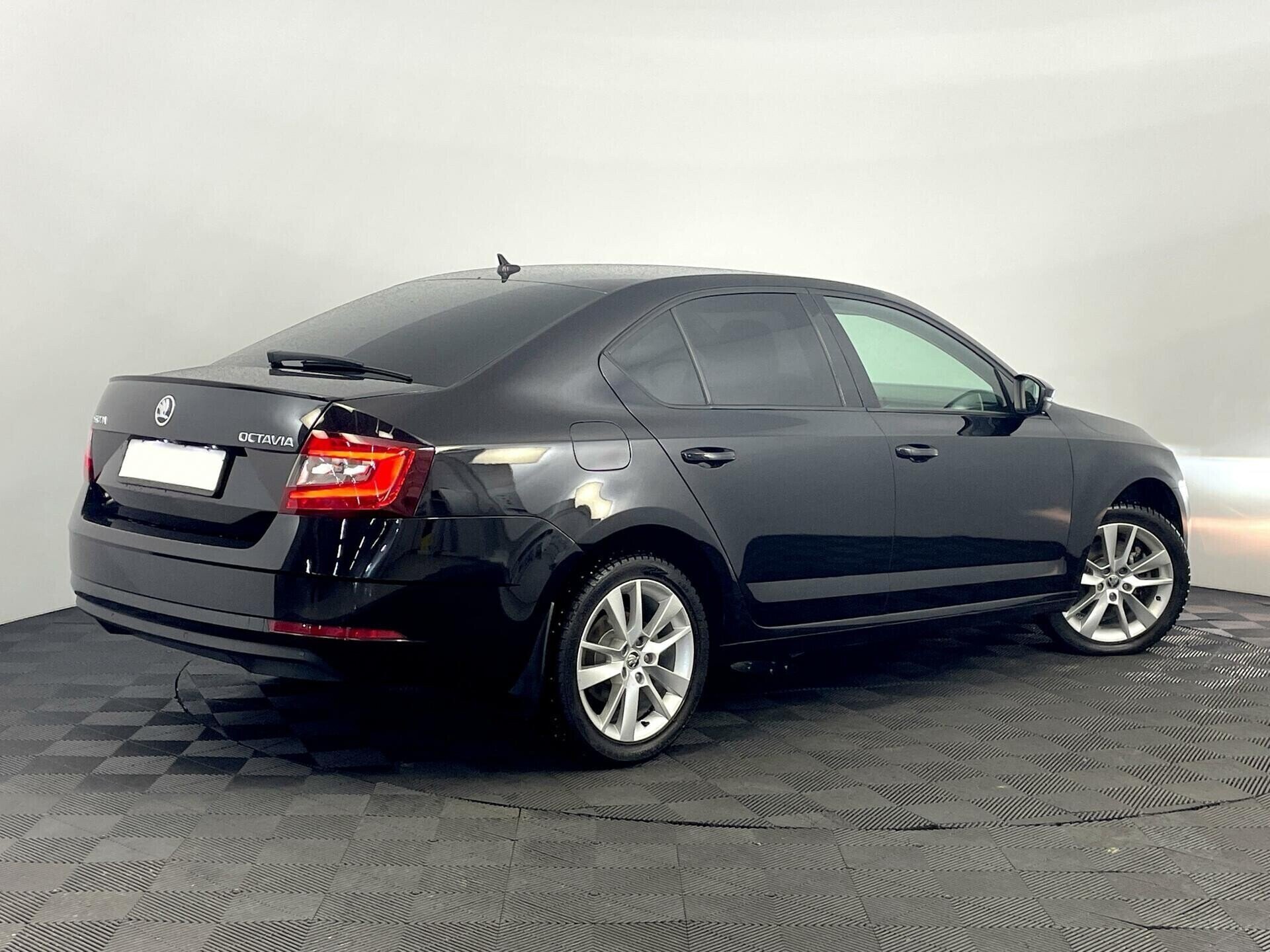 Skoda Octavia, 1.8 л, Робот, 2018 фото 4