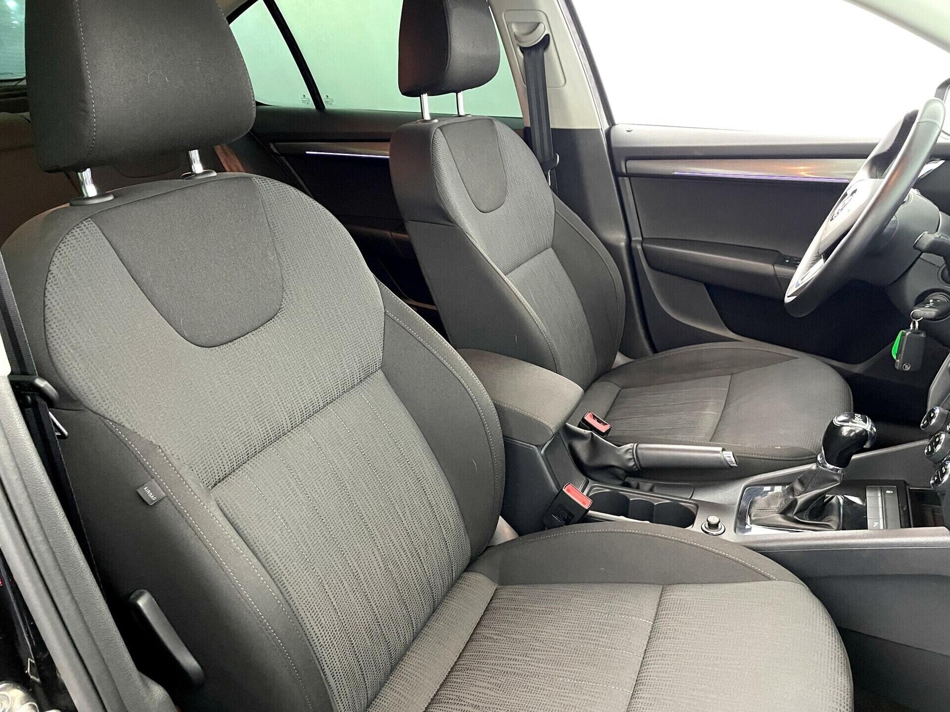 Skoda Octavia, 1.8 л, Робот, 2018 фото 11