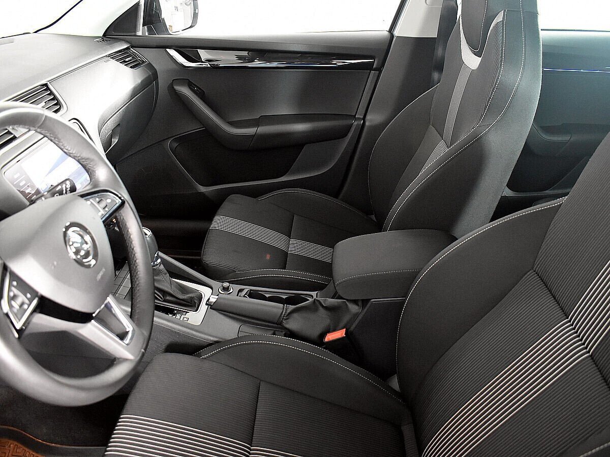 Skoda Octavia Импорт, 1.5 л, Робот, 2019 фото 5