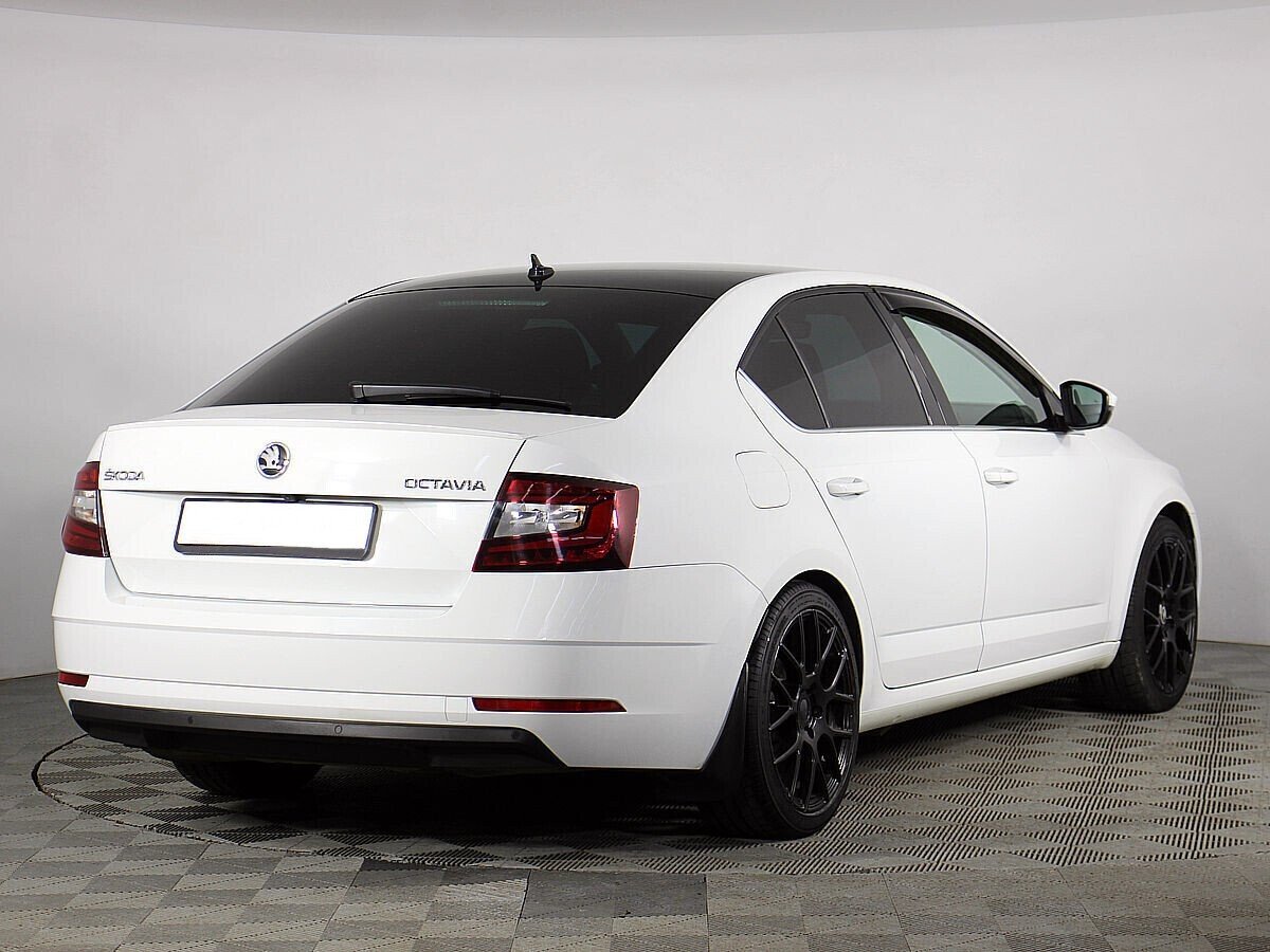 Skoda Octavia, 1.8 л, Робот, 2019 фото 4