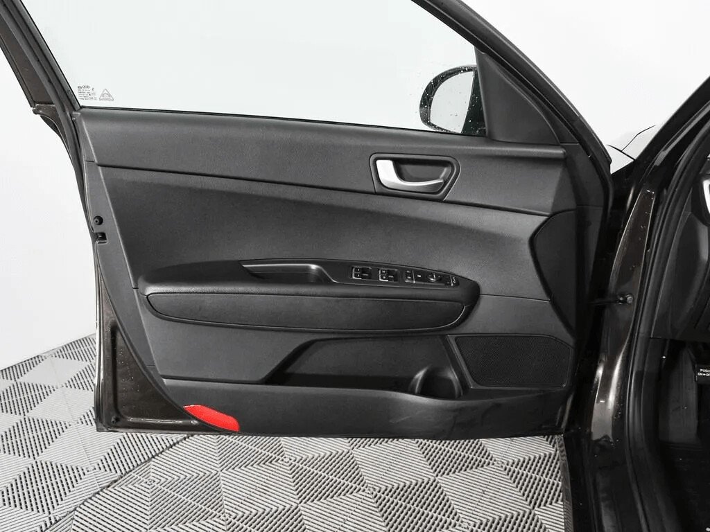 Kia Optima, 2.0 л, АТ, 2020 фото 2