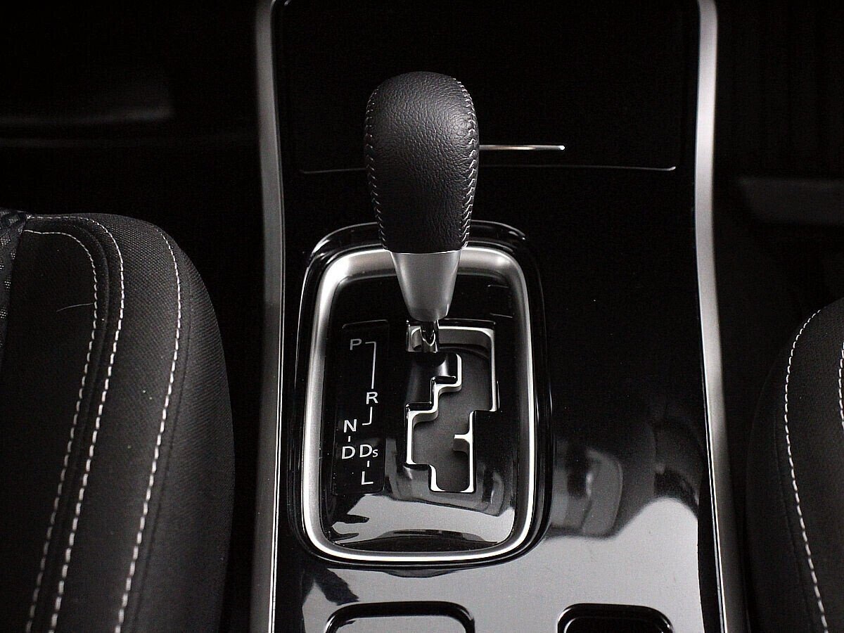 Mitsubishi Outlander, 2.0 л, Вариатор, 2020 фото 2