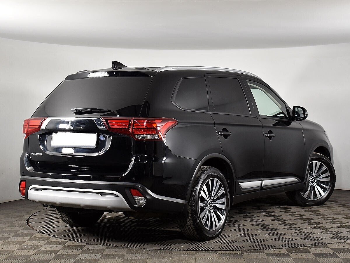 Mitsubishi Outlander, 2.0 л, Вариатор, 2020 фото 4