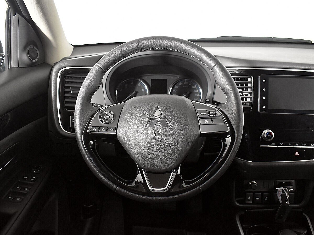 Mitsubishi Outlander, 2.0 л, Вариатор, 2020 фото 8