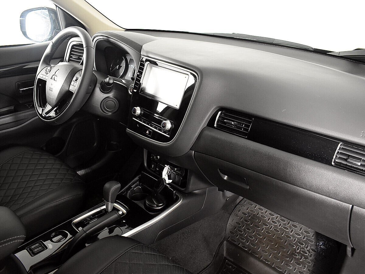 Mitsubishi Outlander, 2.0 л, Вариатор, 2020 фото 9