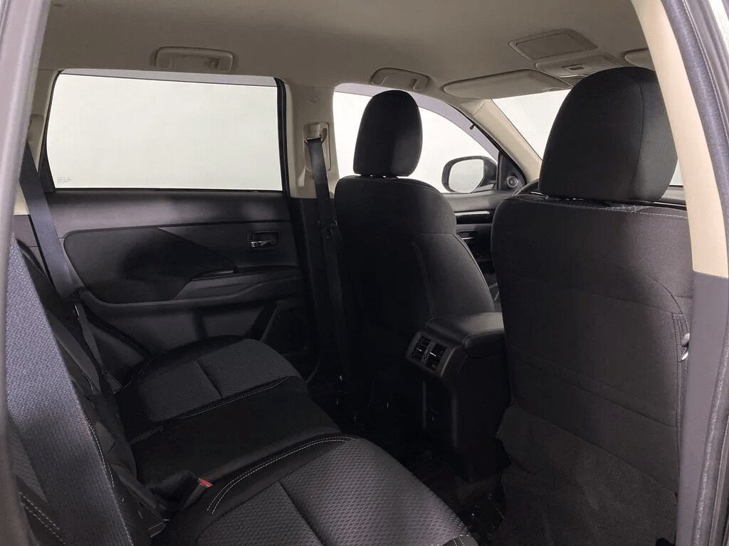 Mitsubishi Outlander, 2.0 л, Вариатор, 2020 фото 1