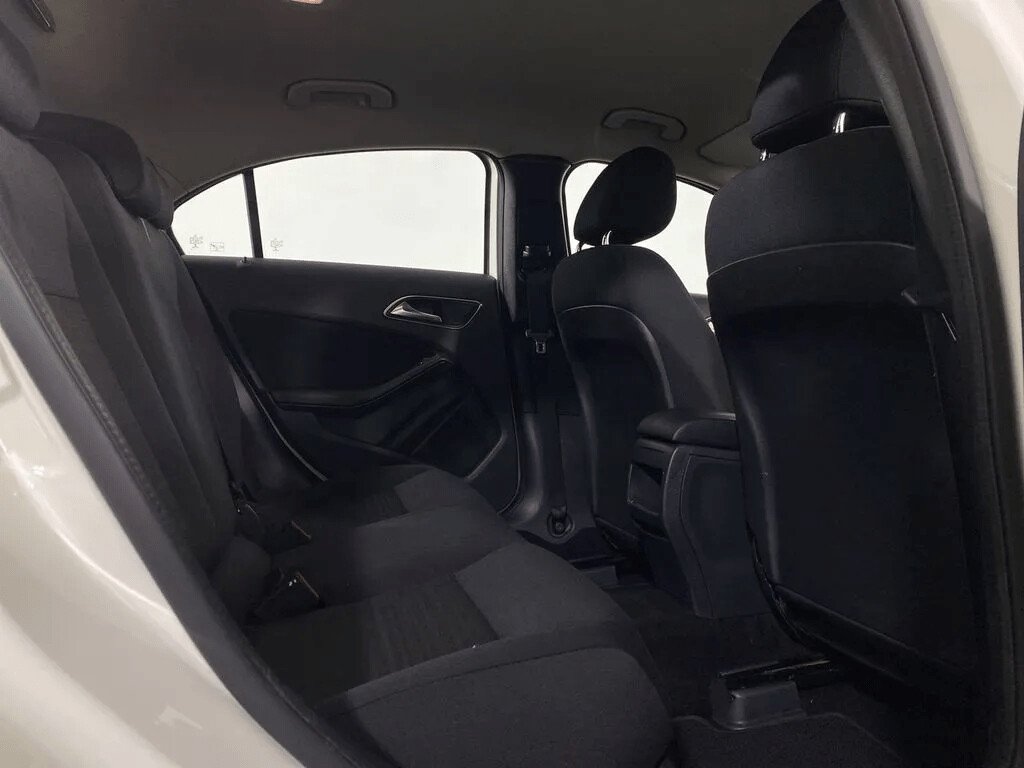 Mercedes-Benz A-Класс, 1.6 л, Робот, 2017 фото 2