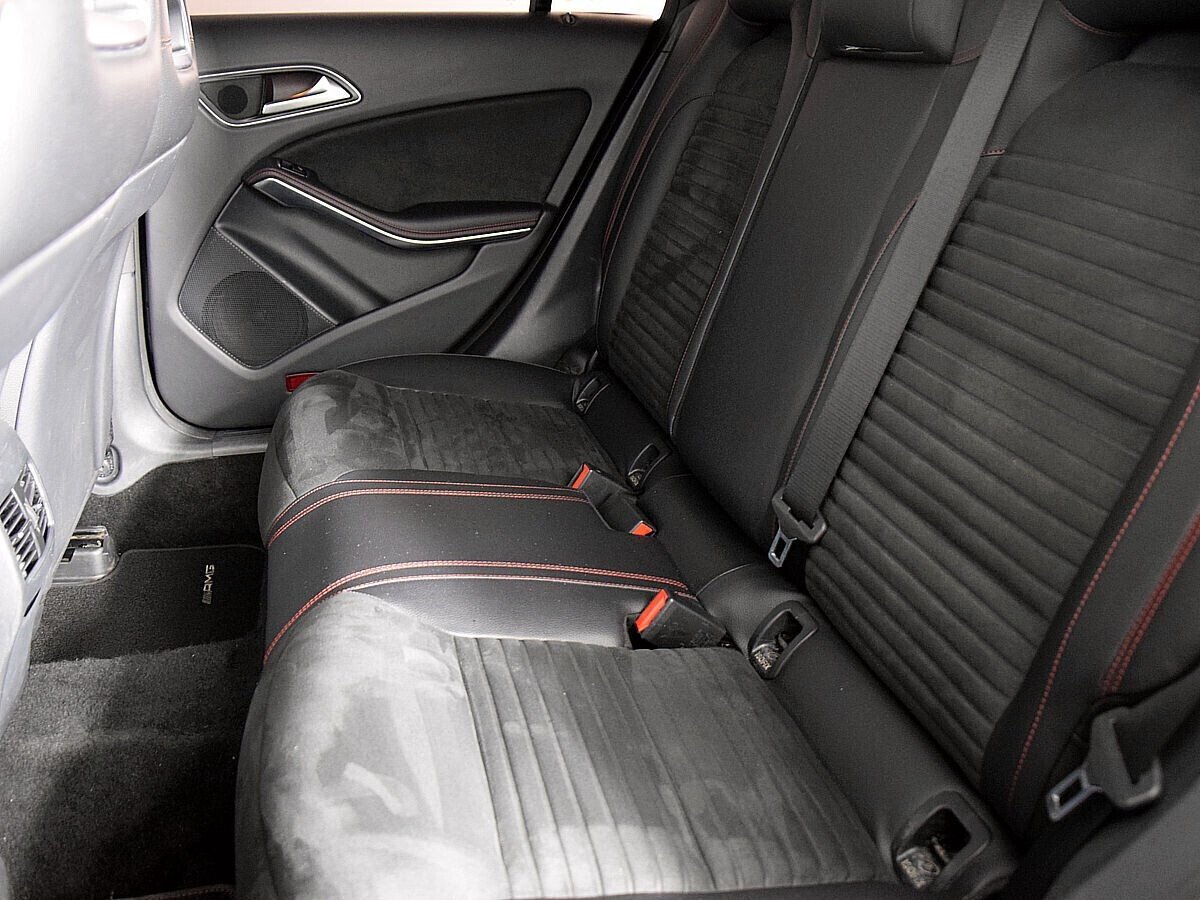 Mercedes-Benz CLA, 2.0 л, Робот, 2015 фото 1
