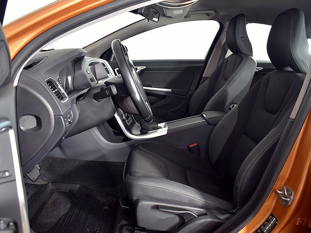 Volvo S60, 2.0 л, АТ, 2014 фото 5