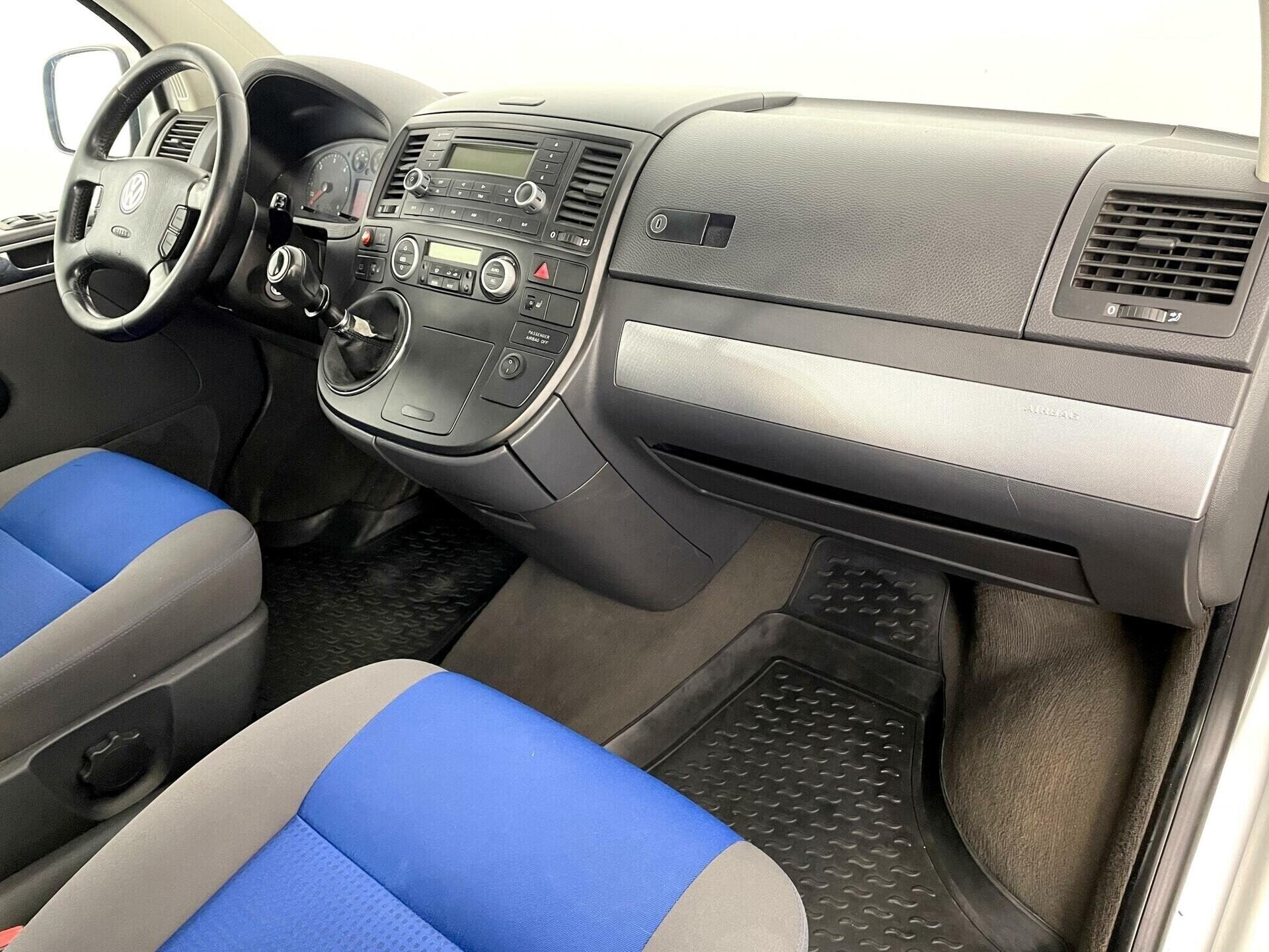Volkswagen Multivan, 2.5 л, МТ, 2008 фото 6