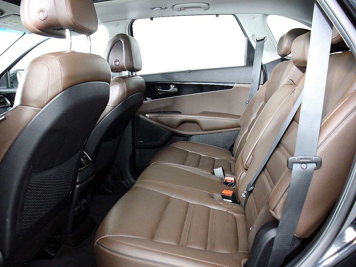 Kia Sorento, 2.2 л, АТ, 2016 фото 2