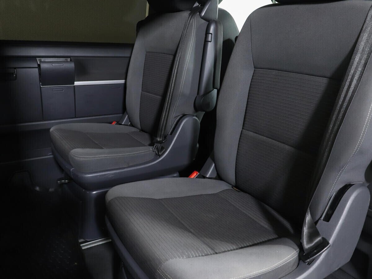 Volkswagen Multivan, 2.0 л, Робот, 2013 фото 2
