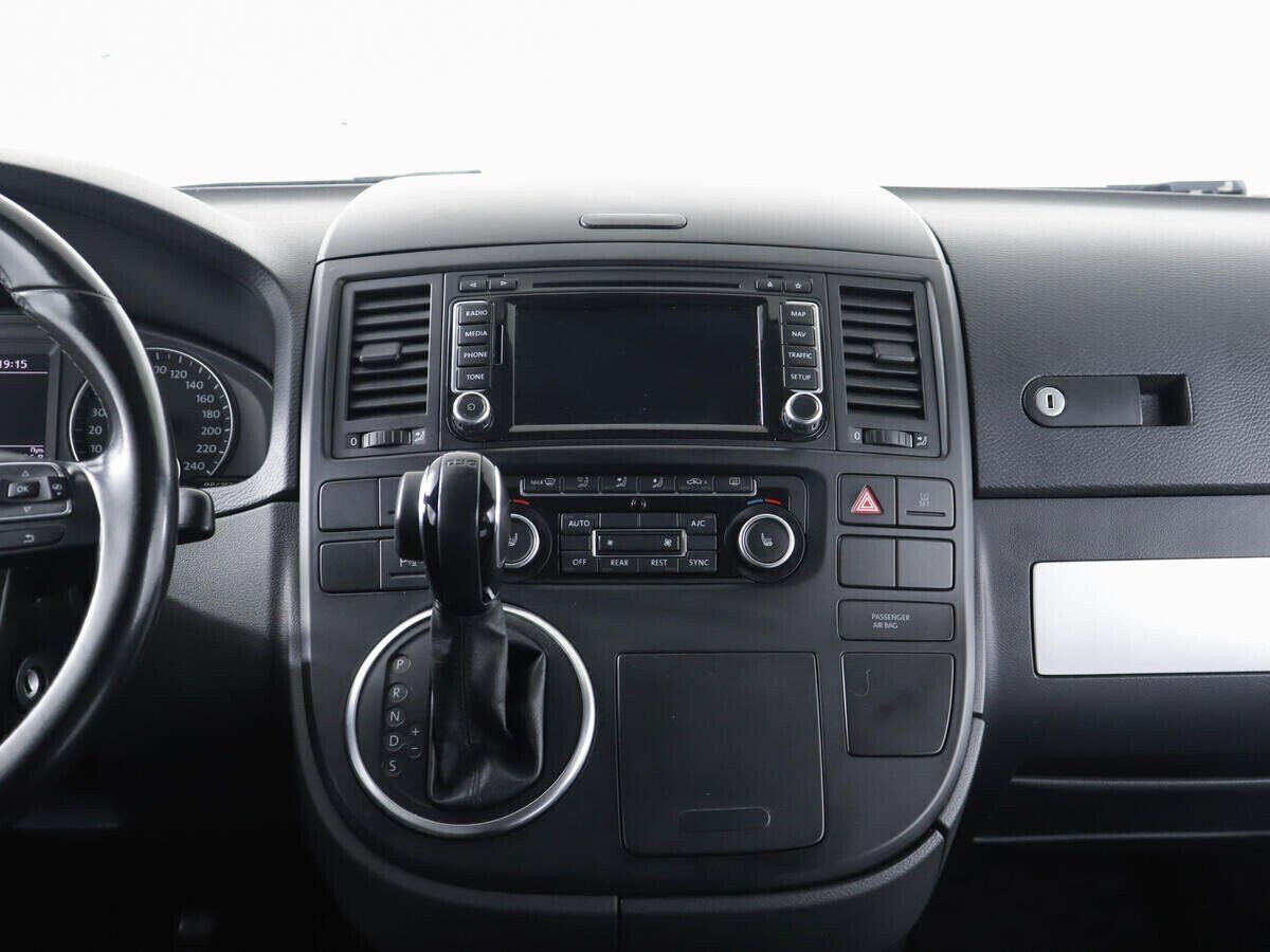 Volkswagen Multivan, 2.0 л, Робот, 2013 фото 9