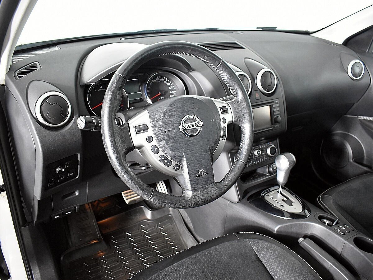 Nissan Qashqai, 2.0 л, Вариатор, 2013 фото 8