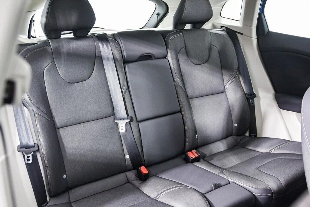 Volvo V40, 1.6 л, Робот, 2014 фото 2
