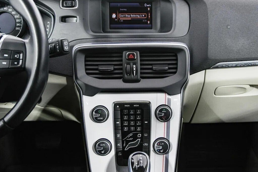 Volvo V40, 1.6 л, Робот, 2014 фото 8