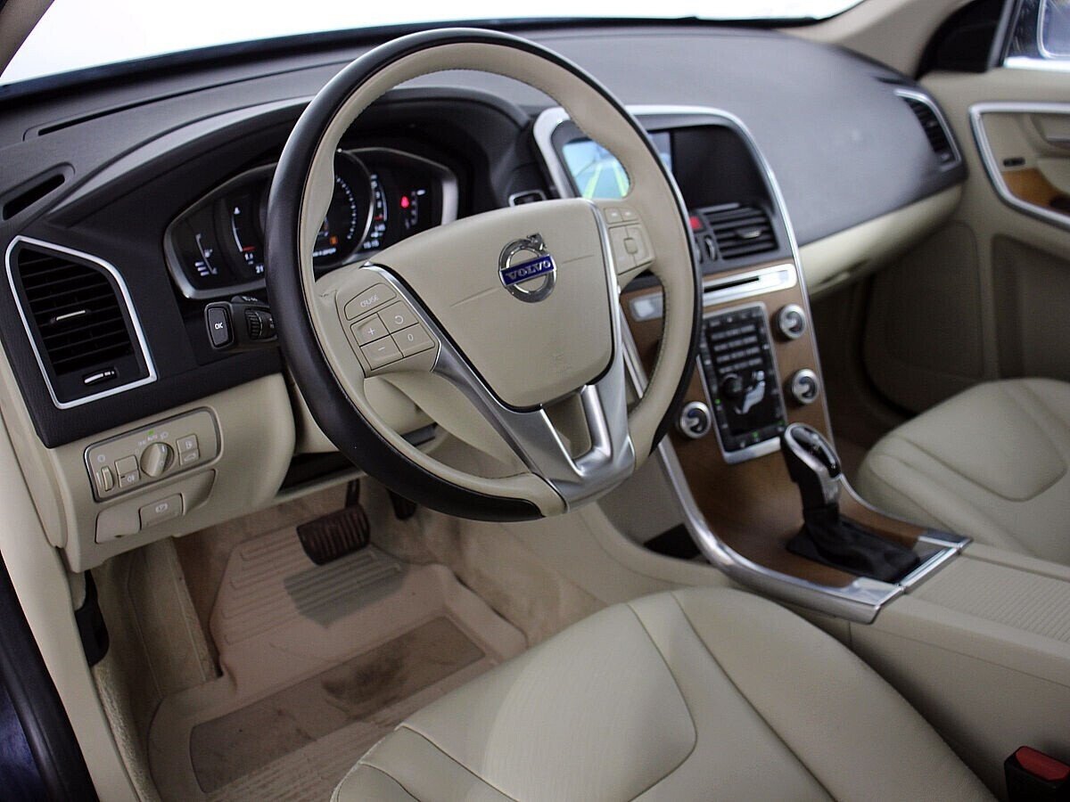 Volvo XC60, 2.4 л, АТ, 2013 фото 5