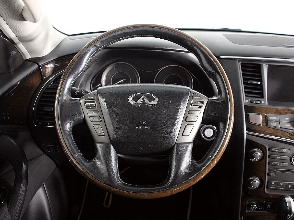 Infiniti QX56, 5.6 л, АТ, 2011 фото 8