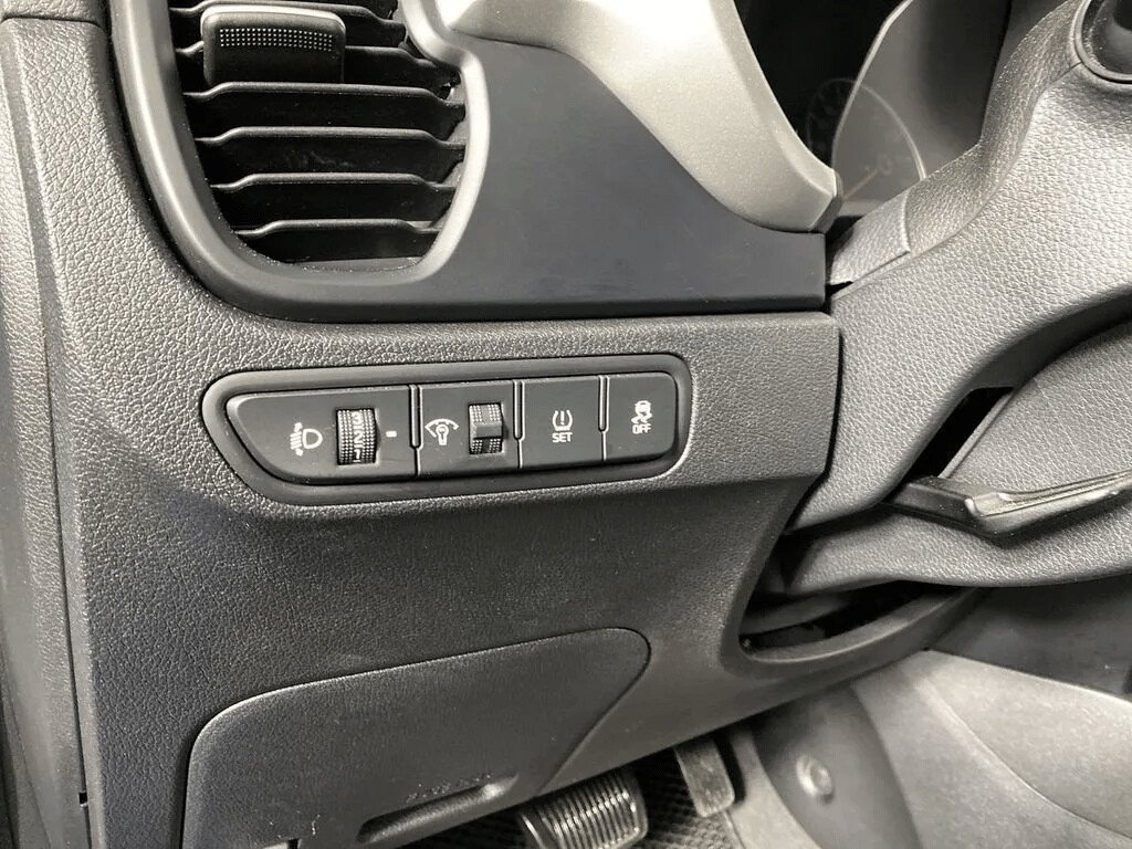 Kia Rio, 1.6 л, АТ, 2020 фото 8