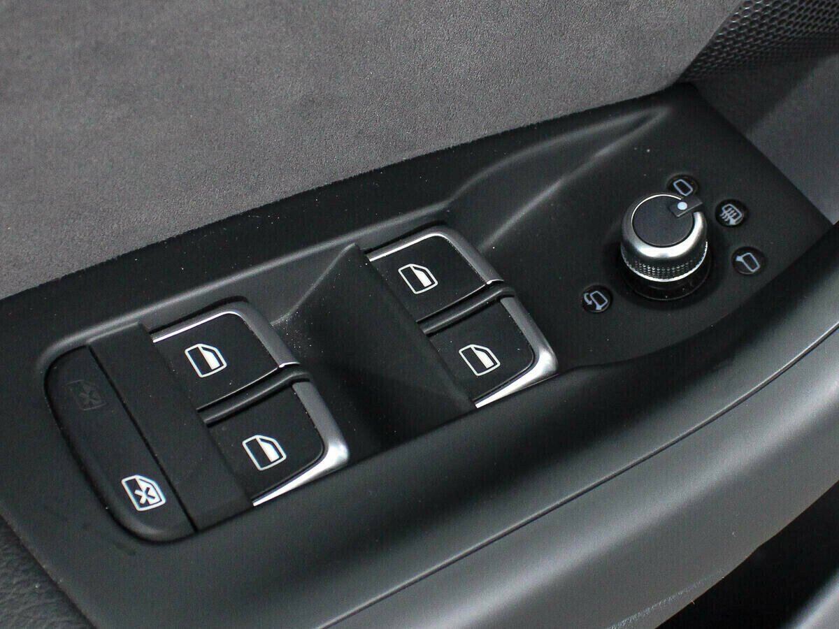 Audi Q3, 2.0 л, Робот, 2018 фото 14