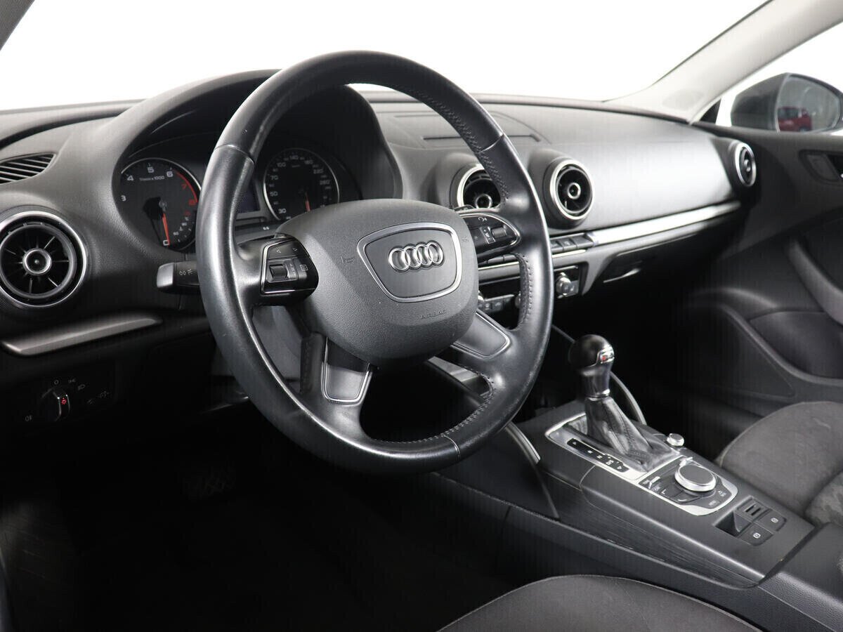 Audi A3 1.4 РКПП, 2015, 110 000 км фото 9