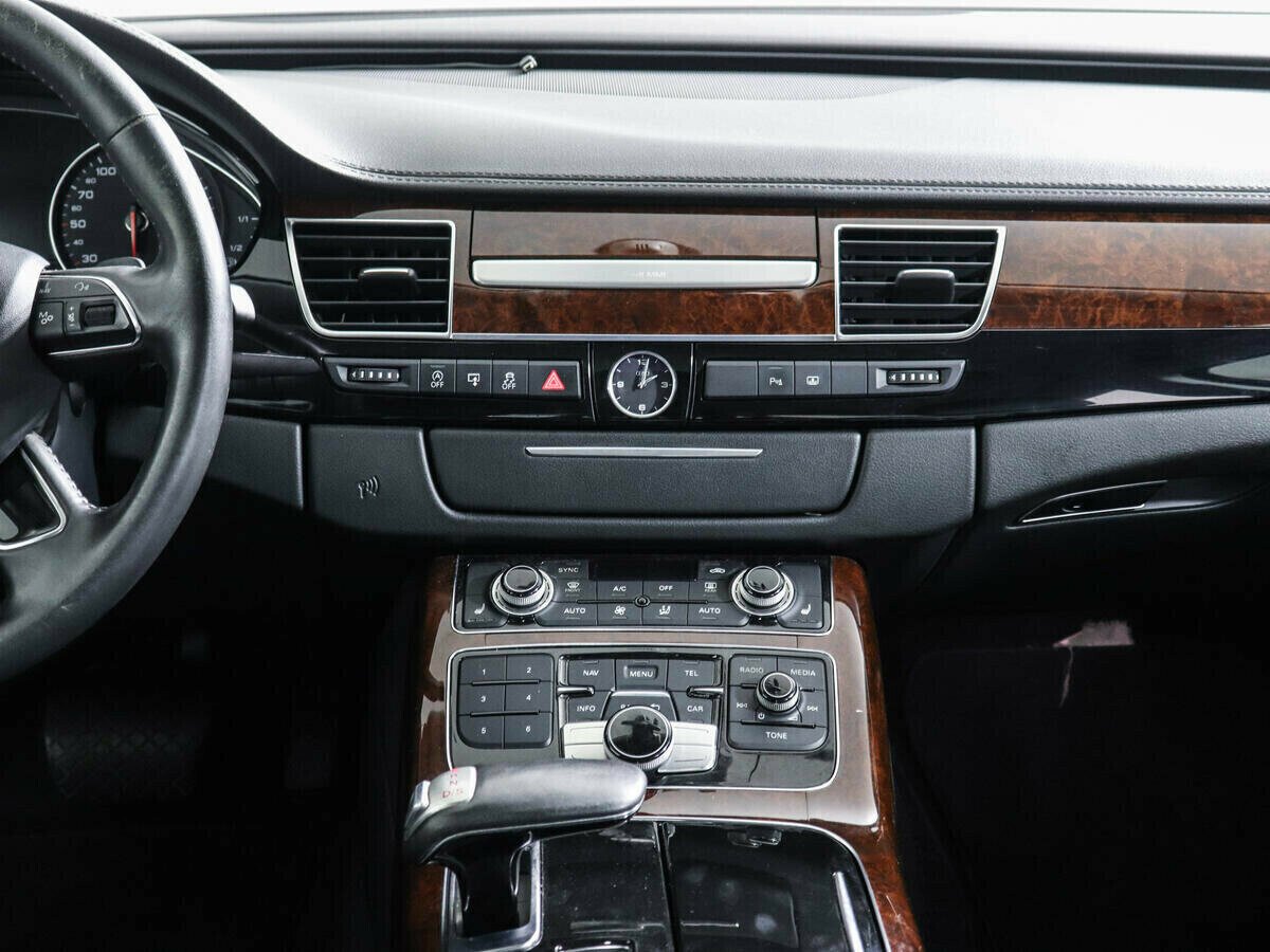 Audi A8, 2.0 л, АТ, 2013 фото 13