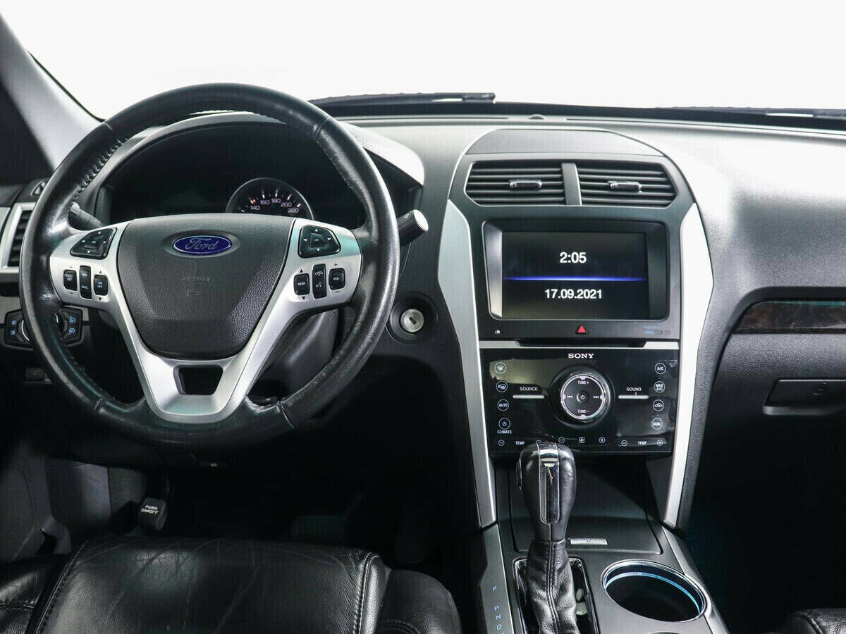 Ford Explorer, 3.5 л, АТ, 2013 фото 12
