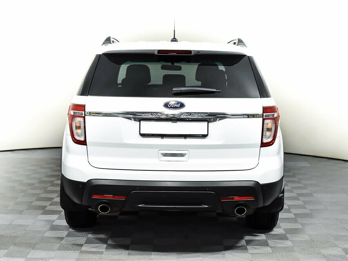 Ford Explorer, 3.5 л, АТ, 2015 фото 7