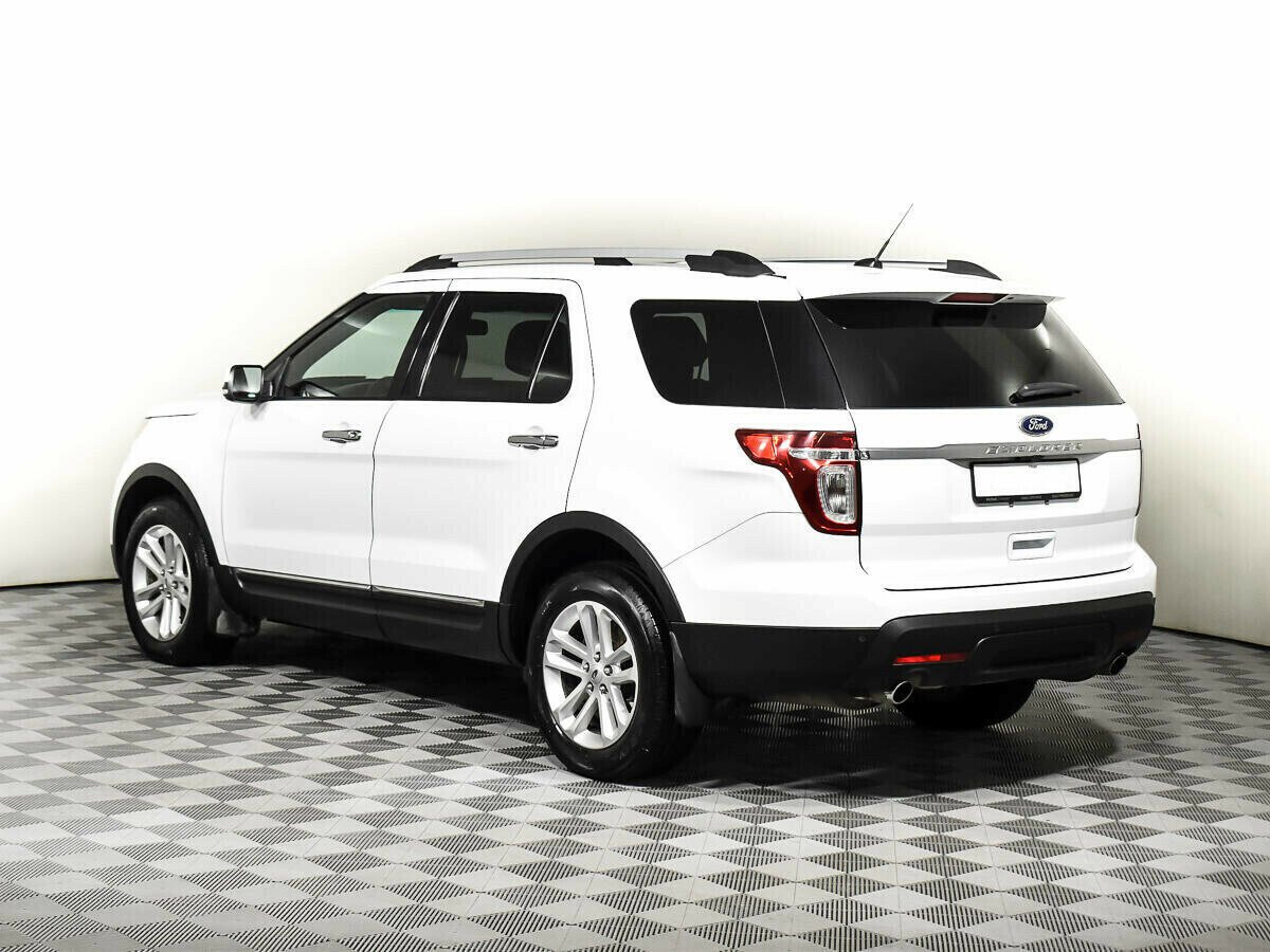 Ford Explorer, 3.5 л, АТ, 2015 фото 8