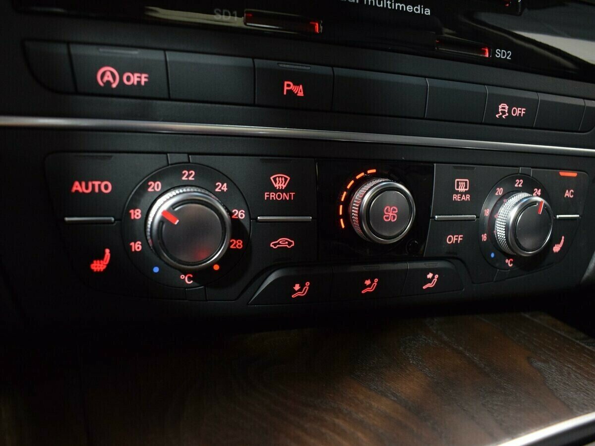 Audi A6, 2.0 л, Вариатор, 2012 фото 15