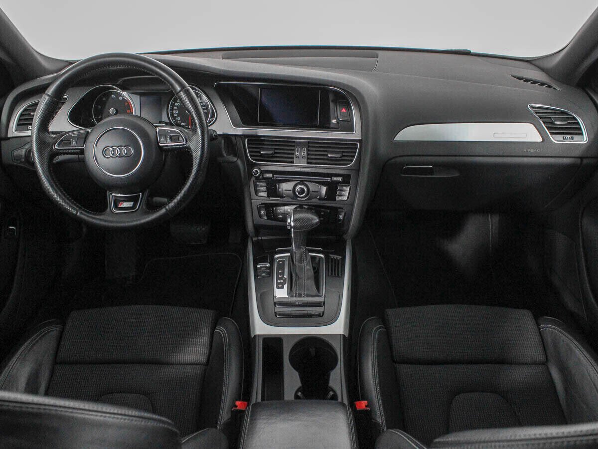 Audi A4 2.0 РКПП, 2011, 148 000 км фото 9